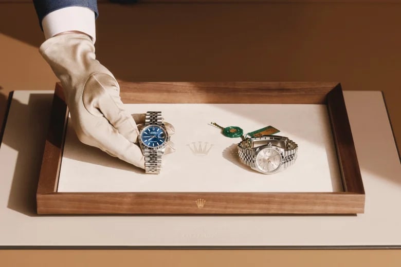 Rolex Contact